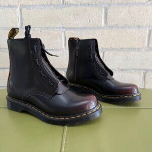 Dr. Martens Pascal Front Zip Cherry Arcadia size US W 11 / EU 43 New in box